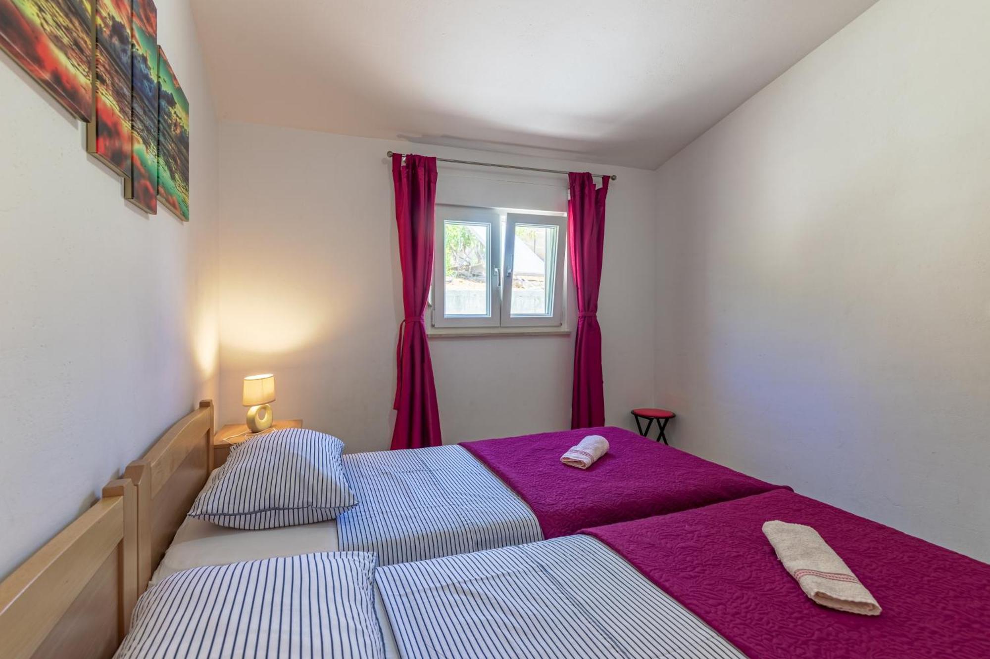 Seaside Secluded Apartments Cove Torac, Hvar - 575 Gdinj Pokoj fotografie